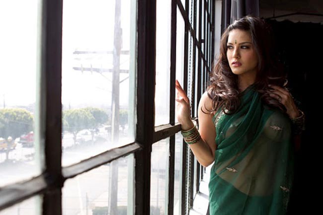 सबसे ज्यादा सर्च की गई सनी लियोन | हॉट 'आइटम गर्ल'