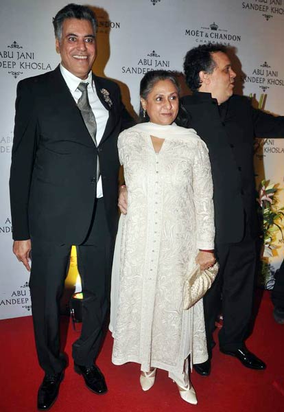 अबू जानी-संजीव की पार्टी में हसीनाएं | ऐश का दमकता चेहरा