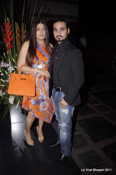 अबू जानी-संजीव की पार्टी में हसीनाएं | ऐश का दमकता चेहरा