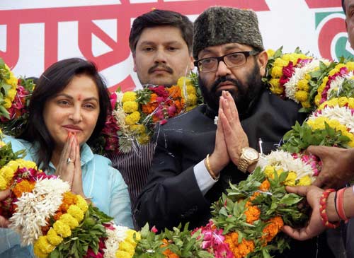 13 नवंबर 2011: तस्‍वीरों में देखें दिनभर की बड़ी खबरें  | पढ़ें