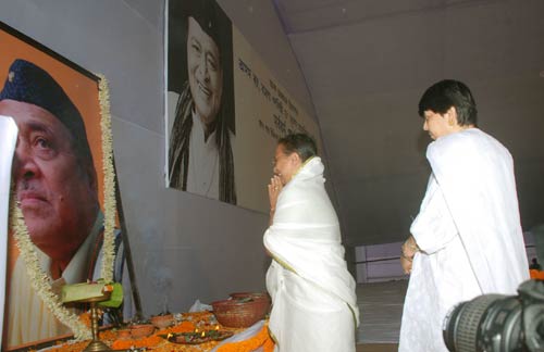 पैतृक आवास पर हुआ भूपेन हजारिका का श्राद्ध