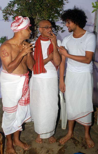 पैतृक आवास पर हुआ भूपेन हजारिका का श्राद्ध