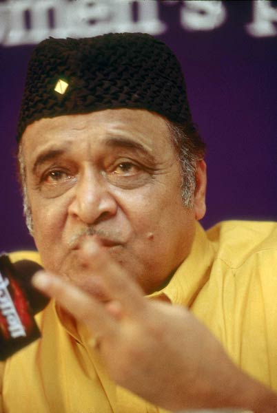 भूपेन हजारिकाः पूर्वोत्तर भारत की आवाज | फोटो: हजारिका का जीवन