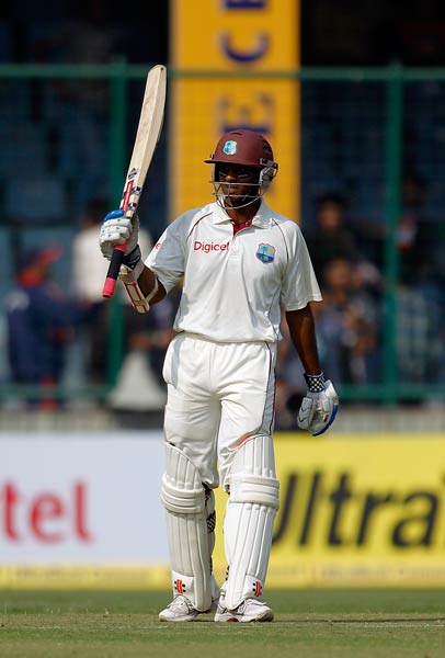 चंद्रपॉल के शतक ने संभाली विंडीज पारी