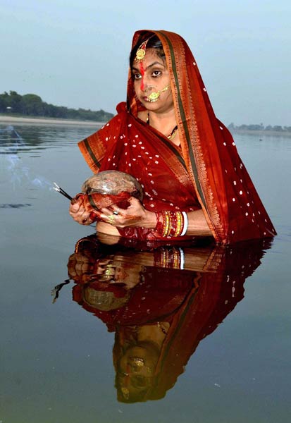 तस्वीरों में देखें सूर्योपासना का महापर्व छठ | फोटो