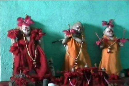 श्रद्धालुओं ने दिया अस्ताचलगामी सूर्य को अर्घ्‍य