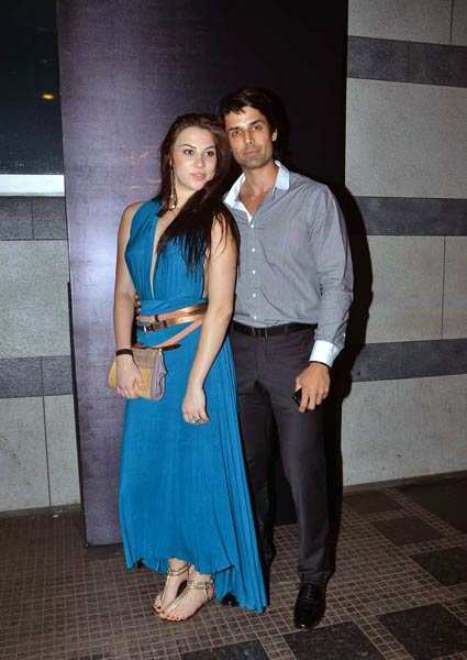 सिवास की पार्टी में सितारों की मस्‍ती...  | ये है जलवा