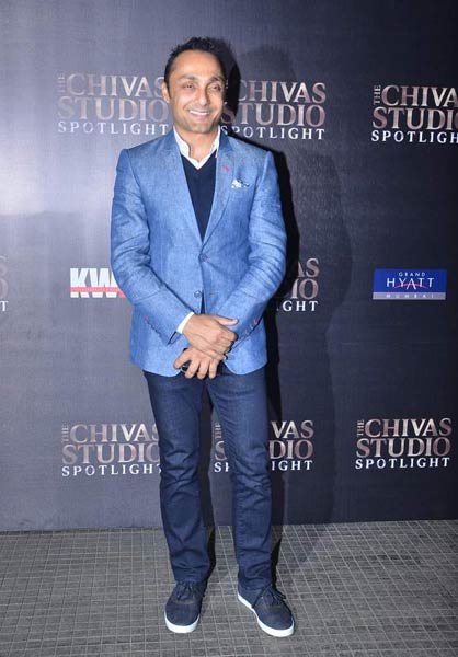 सिवास की पार्टी में सितारों की मस्‍ती...  | ये है जलवा