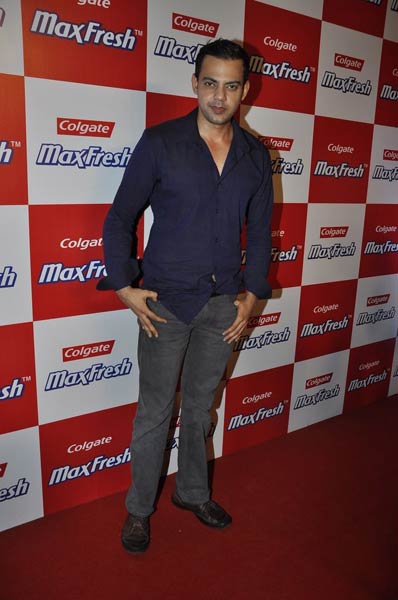 सितारों से सजी कोलगेट मैक्‍स फ्रैश पार्टी... | जो बनाए मदहोश...