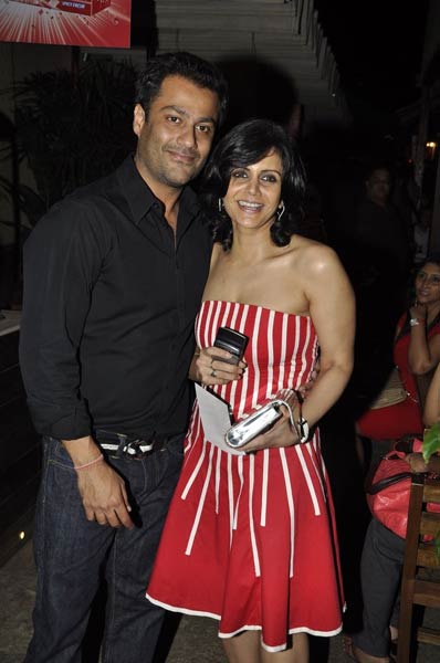 सितारों से सजी कोलगेट मैक्‍स फ्रैश पार्टी... | जो बनाए मदहोश...