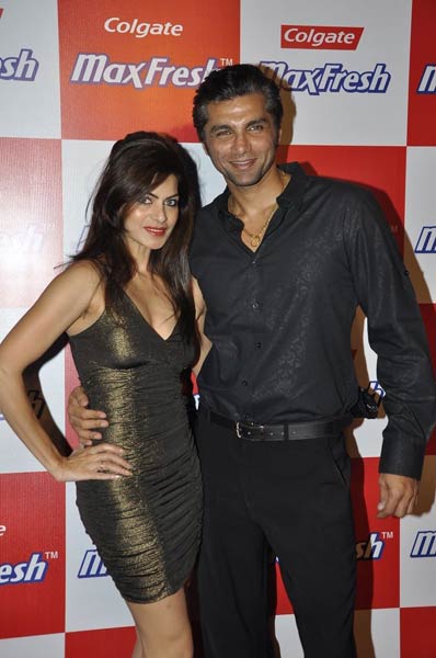 सितारों से सजी कोलगेट मैक्‍स फ्रैश पार्टी... | जो बनाए मदहोश...