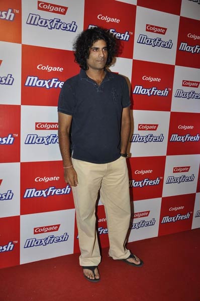 सितारों से सजी कोलगेट मैक्‍स फ्रैश पार्टी... | जो बनाए मदहोश...