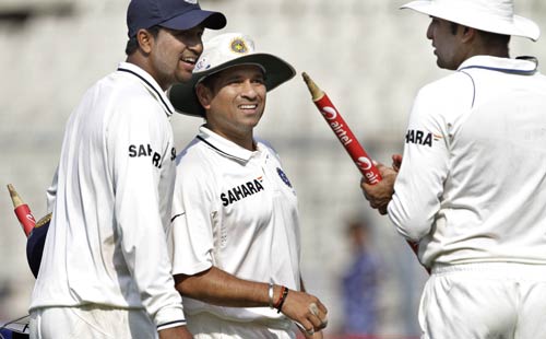 कोलकाता टेस्ट पर टीम इंडिया का कब्जा | पढ़ें