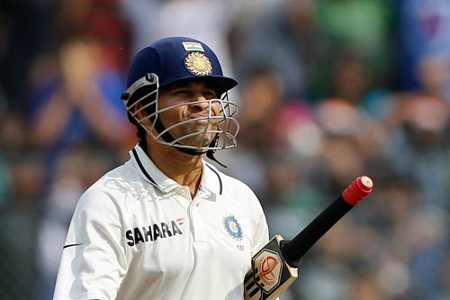 25 नवंबर 2011: तस्वीरों में देखें दिनभर की बड़ी खबरें | पढ़ें