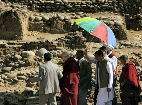 16 नवंबर 2011: तस्‍वीरों में देखें दिनभर की बड़ी खबरें  | पढ़ें