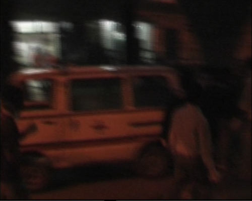 तस्‍वीरों में देखें दिल्‍ली में लगी भयंकर आग