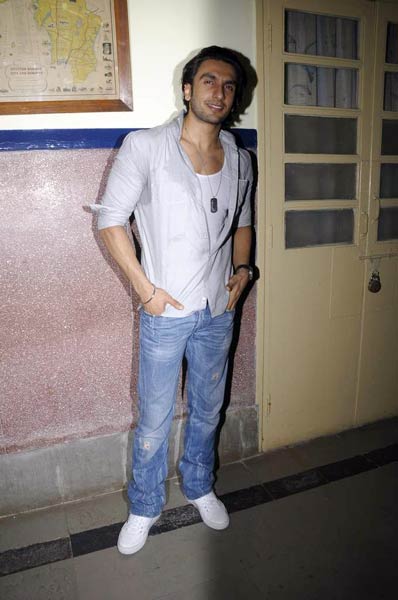 फिल्म 'देसी ब्वॉयज' के प्रोमोशन में जुटे अक्षय...| हिट जोड़ी