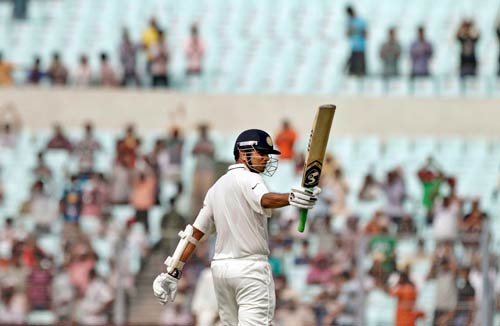 द्रविड़ का शतक, भारत बड़े स्‍कोर की ओर