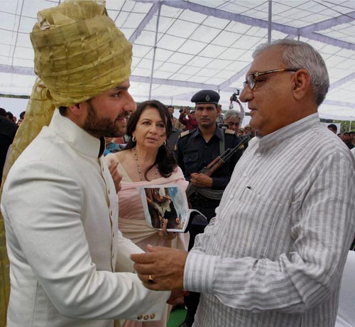 तस्‍वीरों में बीते सप्‍ताह बॉलीवुड की हलचल | कंगना की अदा