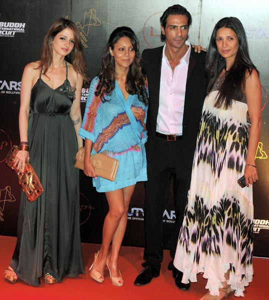 तस्‍वीरों में बीते सप्‍ताह बॉलीवुड की हलचल | कंगना की अदा