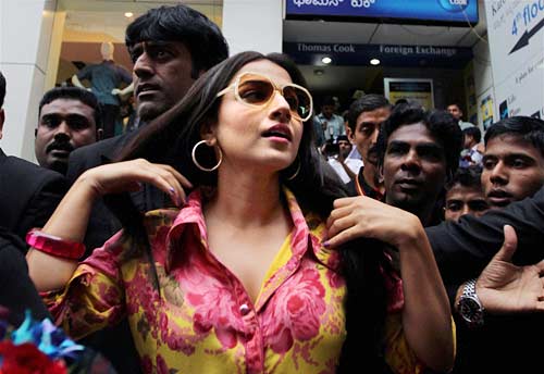 बीते सप्‍ताह बॉलीवुड की प्रमुख हलचल | बोल्‍ड होती बालाएं... 