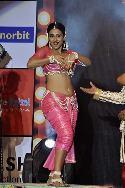 तस्‍वीरों में बीते सप्‍ताह बॉलीवुड की हलचल | ग्लैमर का तड़का