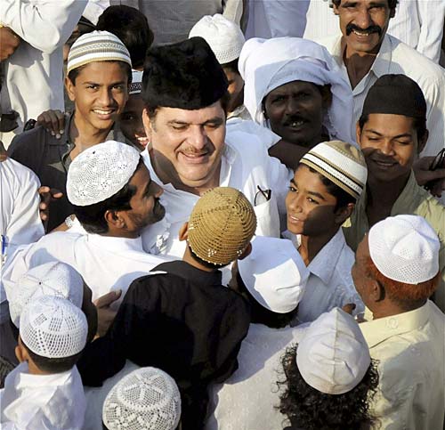 तस्‍वीरों में बीते सप्‍ताह बॉलीवुड की हलचल | ग्लैमर का तड़का