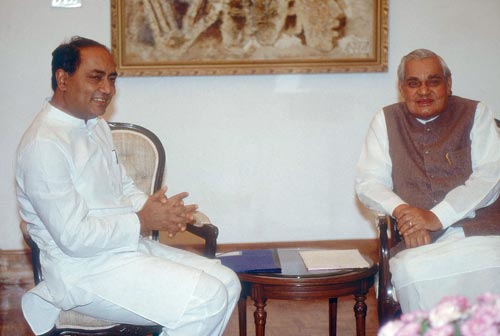 दिग्विजय यानी 'बोल की लब आजाद हैं तेरे' | 'ड्रामा समाप्‍त'