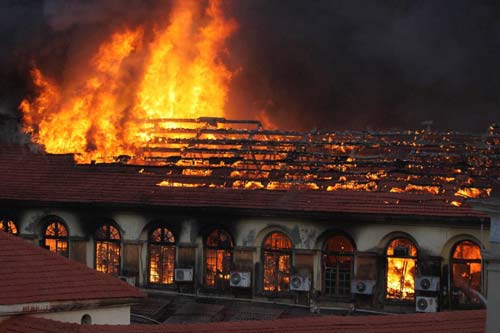 3 नवंबर 2011: तस्‍वीरों में देखें दिनभर की बड़ी खबरें | पढ़ें