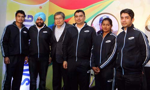 3 नवंबर 2011: तस्‍वीरों में देखें दिनभर की बड़ी खबरें | पढ़ें