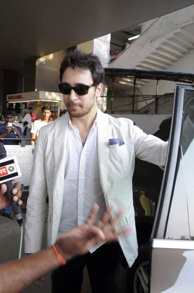 एफ-1 रेस देखकर घर लौटे दीपिका-इमरान | एफ-1 देखनें पहुंचे सितारे