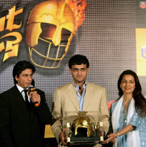 देखें जूही चावला की अनदेखी तस्‍वीरें...| सेक्‍सी सिल्‍क स्मिता