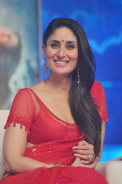 25 नवंबर 2011: तस्वीरों में देखें दिनभर की बड़ी खबरें | पढ़ें