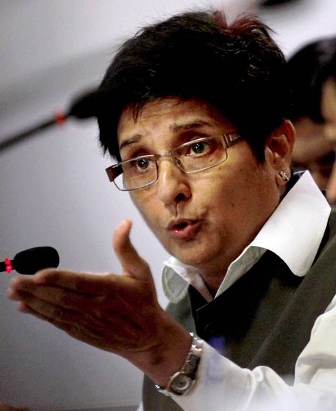 26 नवंबर 2011: तस्वीरों में देखें दिनभर की बड़ी खबरें | पढ़ें