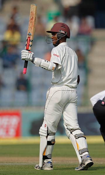 चंद्रपॉल के शतक ने संभाली विंडीज पारी