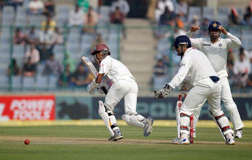 चंद्रपॉल के शतक ने संभाली विंडीज पारी