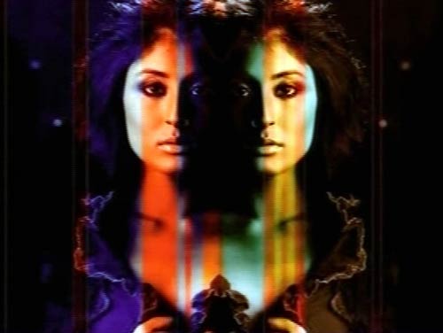 कृतिका कामरा भी हुई टॉपलेस...|   कश्‍मीरा हुईं टॉपलेस