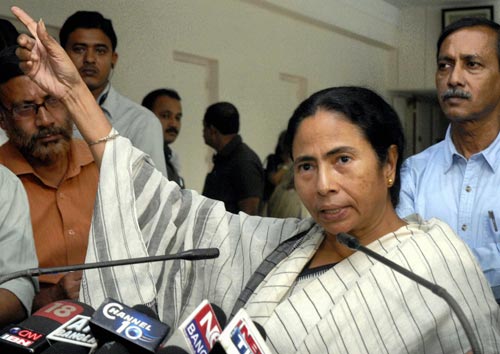 5 नवंबर 2011: तस्‍वीरों में देखें दिनभर की बड़ी खबरें | पढ़ें