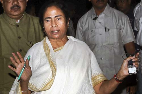 8 नवंबर 2011: तस्‍वीरों में देखें दिनभर की बड़ी खबरें