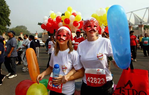 दिल्ली हाफ मैराथन के अनोखे रंग