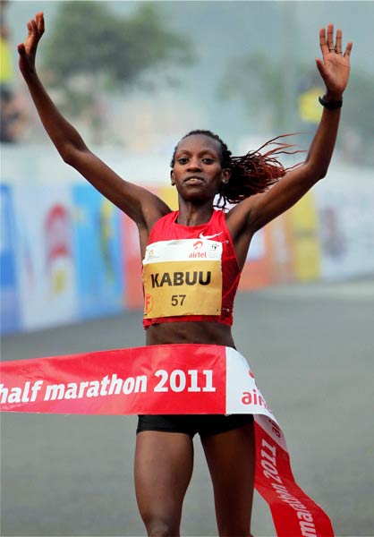 दिल्ली हाफ मैराथन के अनोखे रंग