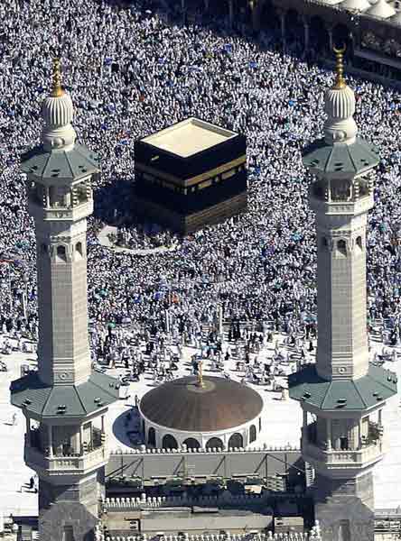 8 नवंबर 2011: तस्‍वीरों में देखें दिनभर की बड़ी खबरें