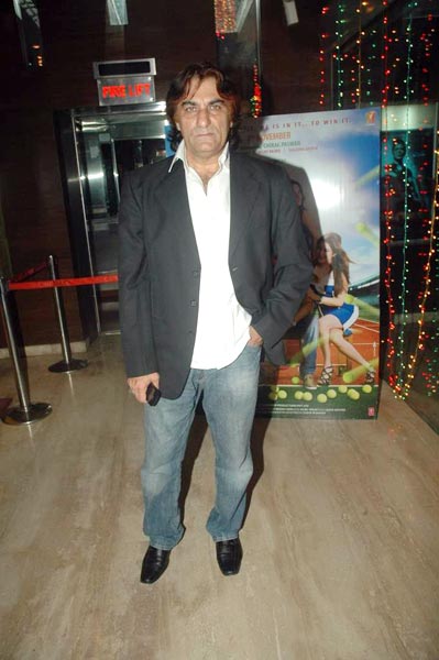 फिल्‍म 'मिले ना मिले हम' का प्रीमियर  | कंगना की अदा