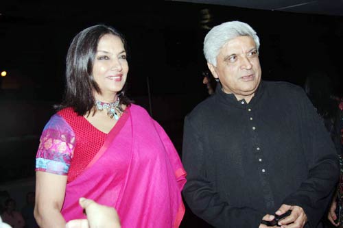 फिल्‍म 'मिले ना मिले हम' का प्रीमियर  | कंगना की अदा