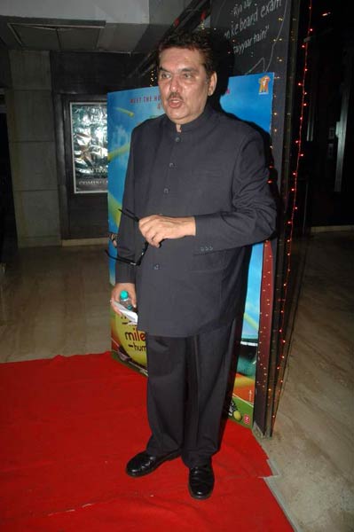 फिल्‍म 'मिले ना मिले हम' का प्रीमियर  | कंगना की अदा