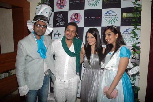 मिस मालिनी की पार्टी में परियां...| सेक्‍सी सिल्‍क स्मिता