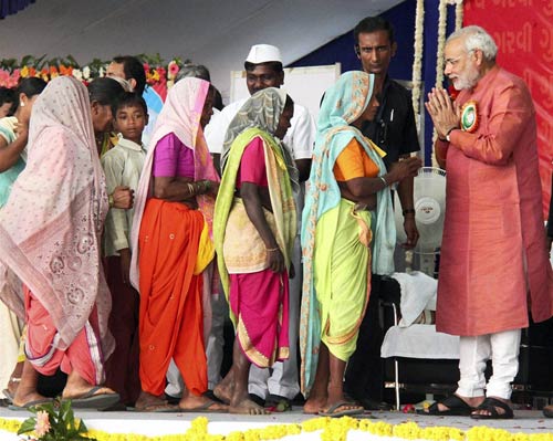 29 नवंबर 2011: तस्‍वीरों में देखें दिनभर की बड़ी खबरें | पढ़ें