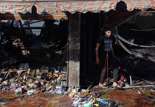 मुंबई के मार्केटिंग कॉम्‍प्‍लेक्‍स में भयंकर आग