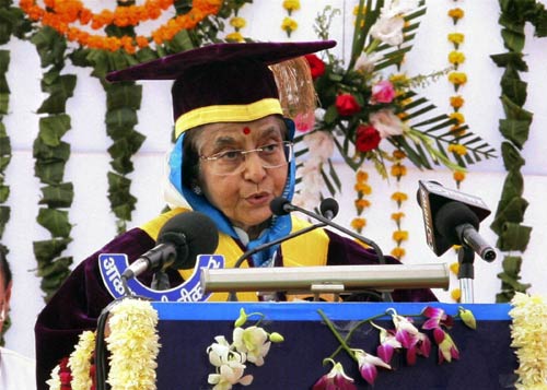 18 नवंबर 2011: तस्‍वीरों में देखें दिनभर की बड़ी खबरें | पढ़ें