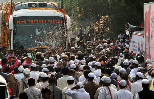 20 नवंबर 2011: तस्‍वीरों में देखें दिनभर की बड़ी खबरें | पढ़ें